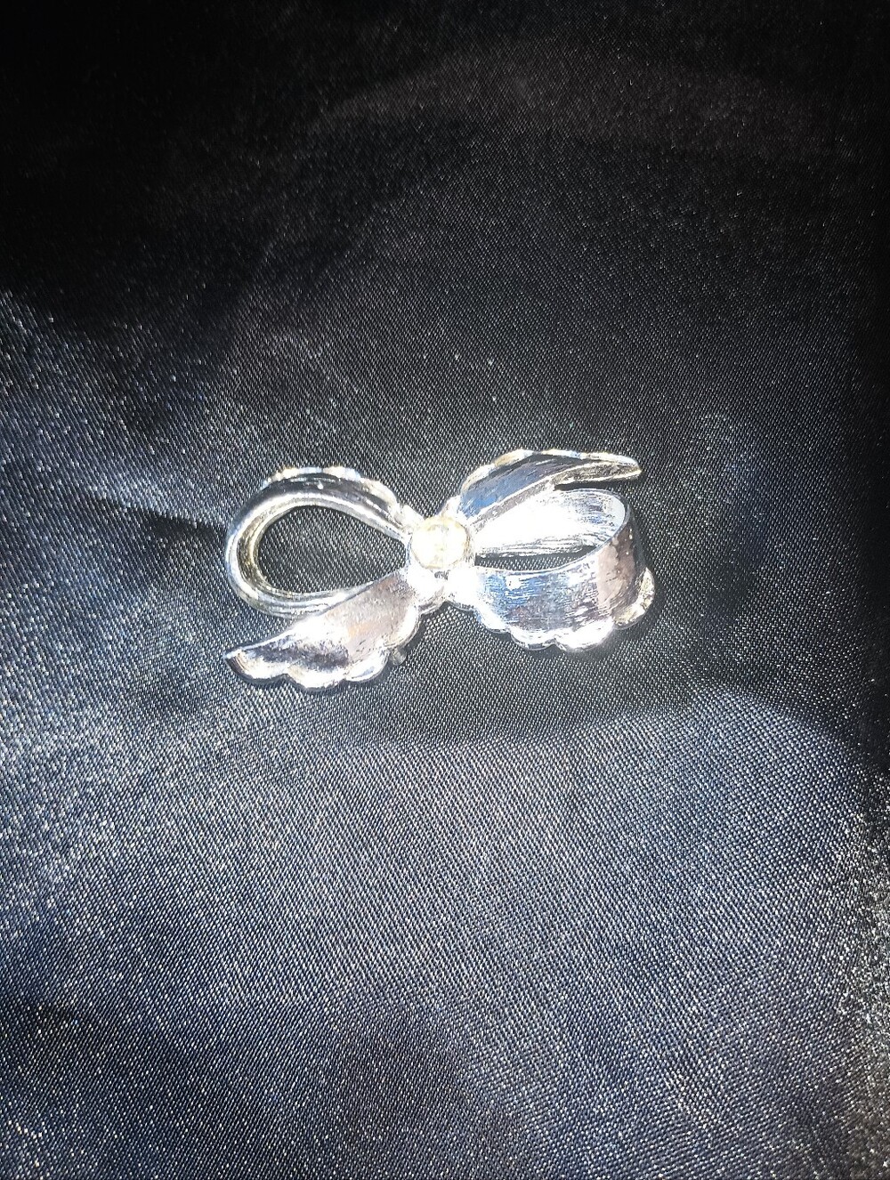 Vintage Gerry's Silvertone Bow Brooch W/Rhinestone Center